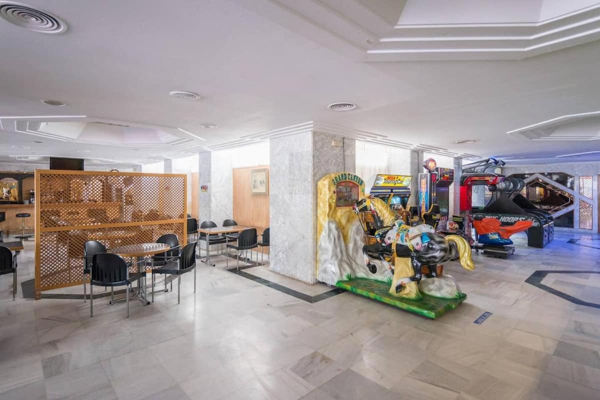 Benal Beach Cozy Apartment With A Water Park. Беналмадена Екстериор снимка